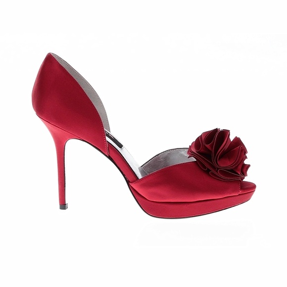 Nina Shoes - NINA ~ Red Satin 5” Heel w/Flower Accent and Silver Footbed/Sole size 8